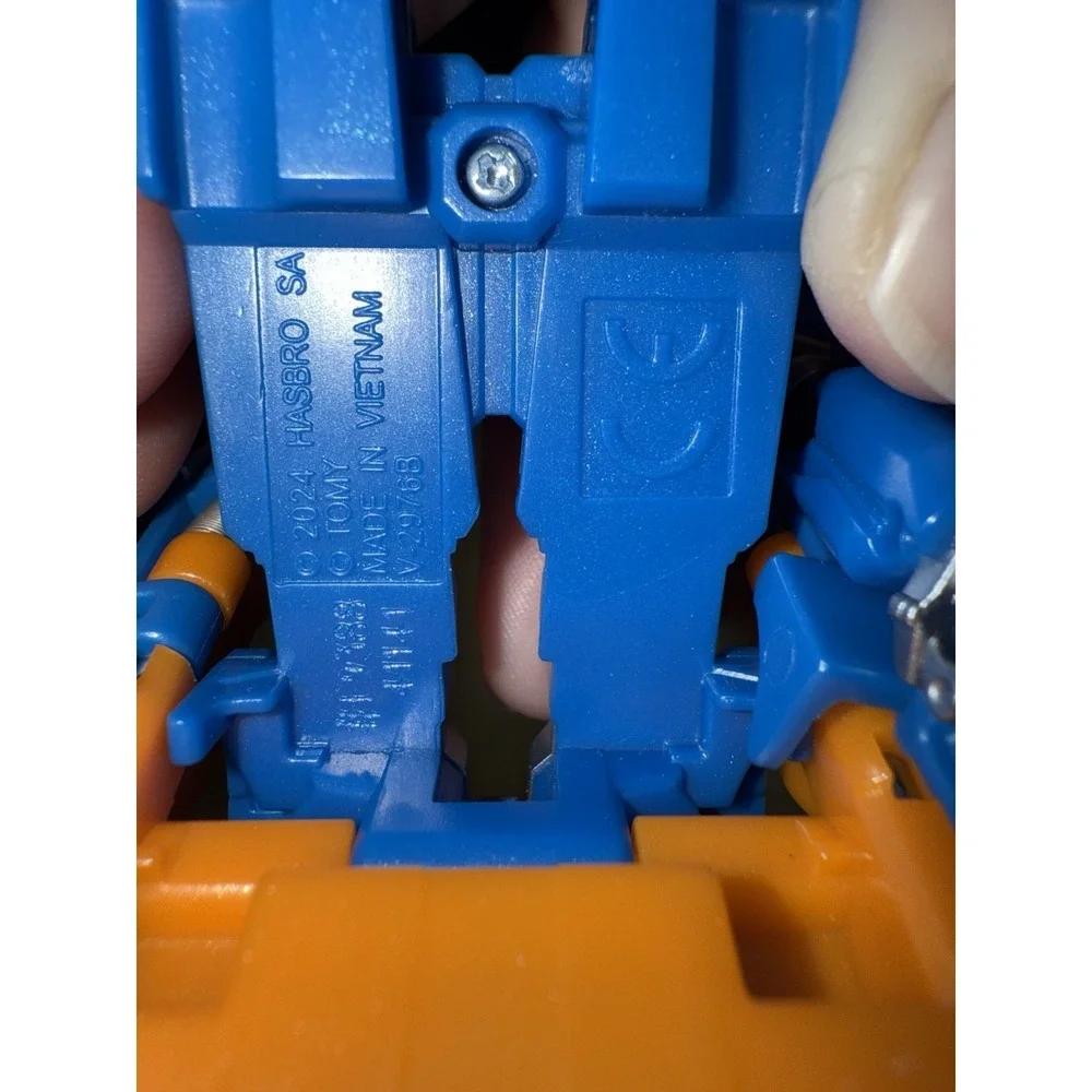 Transformers One Cog Changer Sentinel Prime / Playskool Chase the DIno Protector